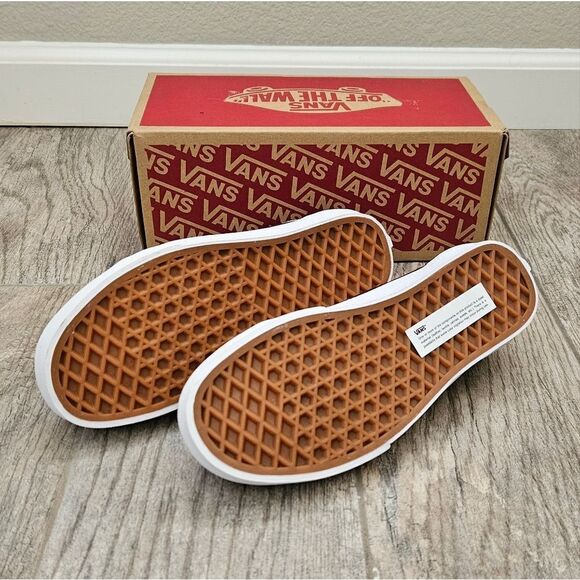 Vans Old Skool Burgundy Sneakers Size 3.5 Men and 5 Women - Picture 7 of 12